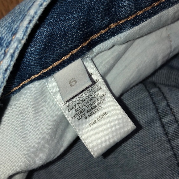 $15 EUC Express Denim Jean Shorts Cuffed Light - Picture 3 of 6